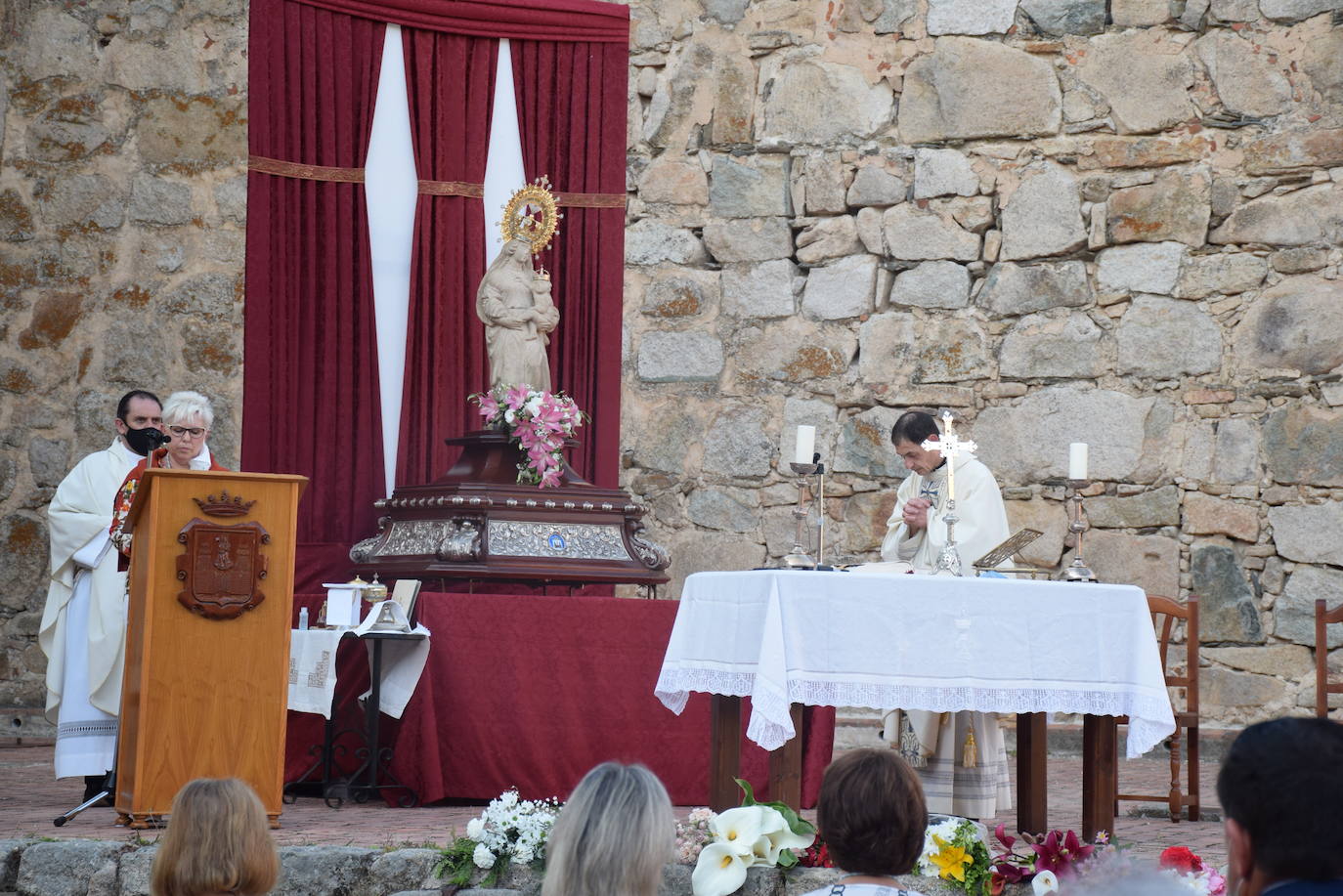 Fotos: Ofrenda floral a la Patrona