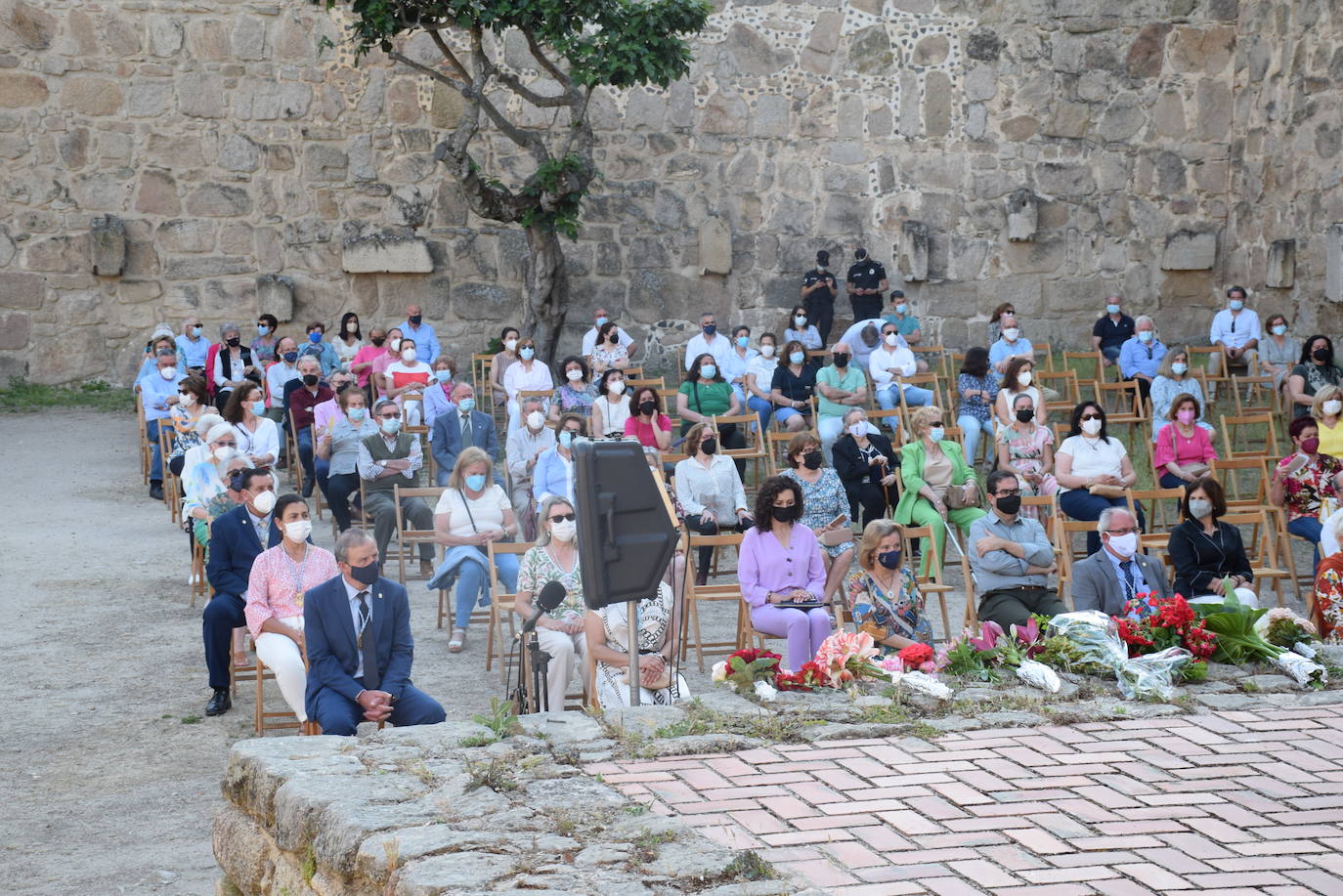 Fotos: Ofrenda floral a la Patrona