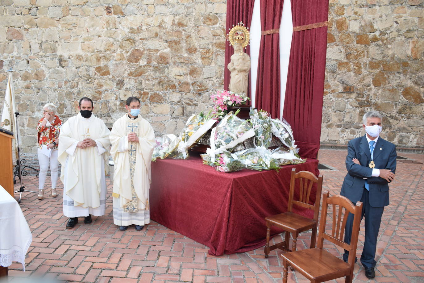 Fotos: Ofrenda floral a la Patrona