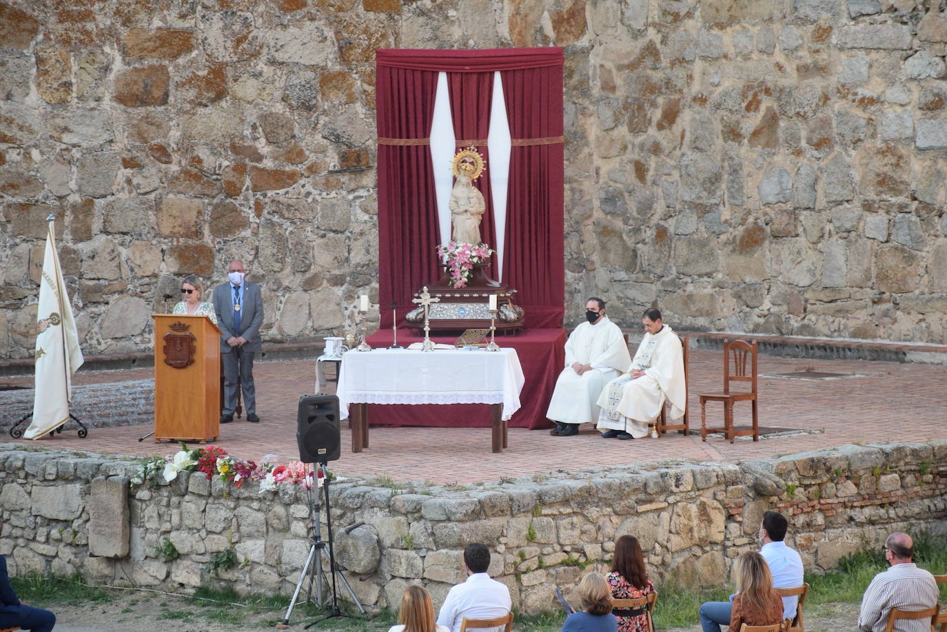 Fotos: Ofrenda floral a la Patrona