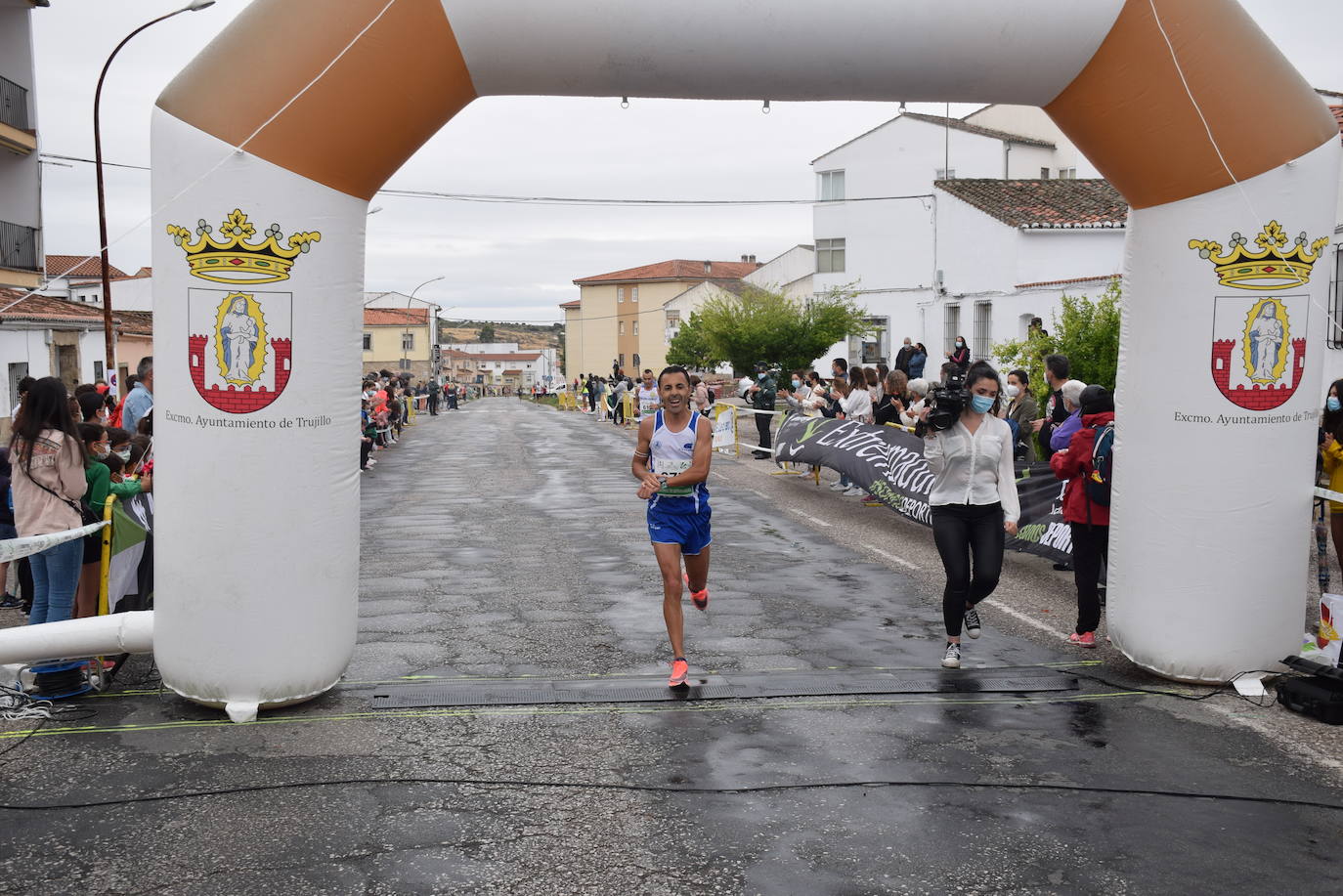 Fotos: Cross Popular Ciudad de Trujillo, con 140 corredores