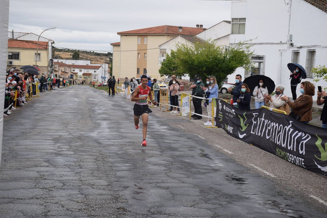 Fotos: Cross Popular Ciudad de Trujillo, con 140 corredores