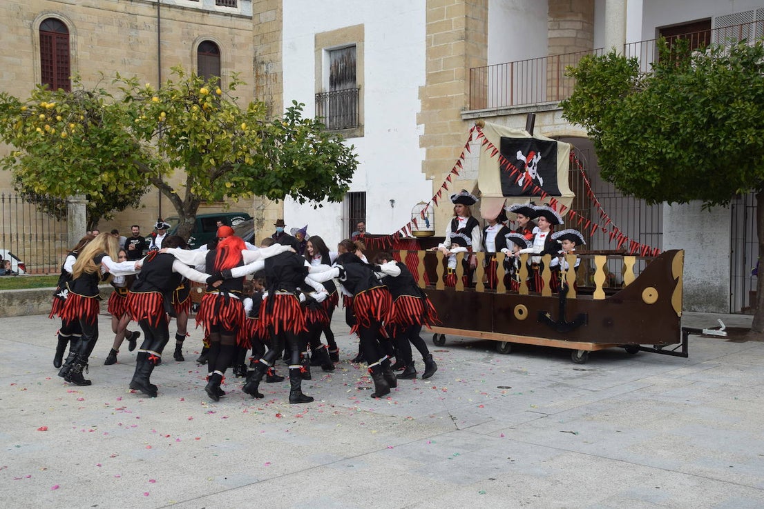 Fotos: Desfile y concurso de comparsas