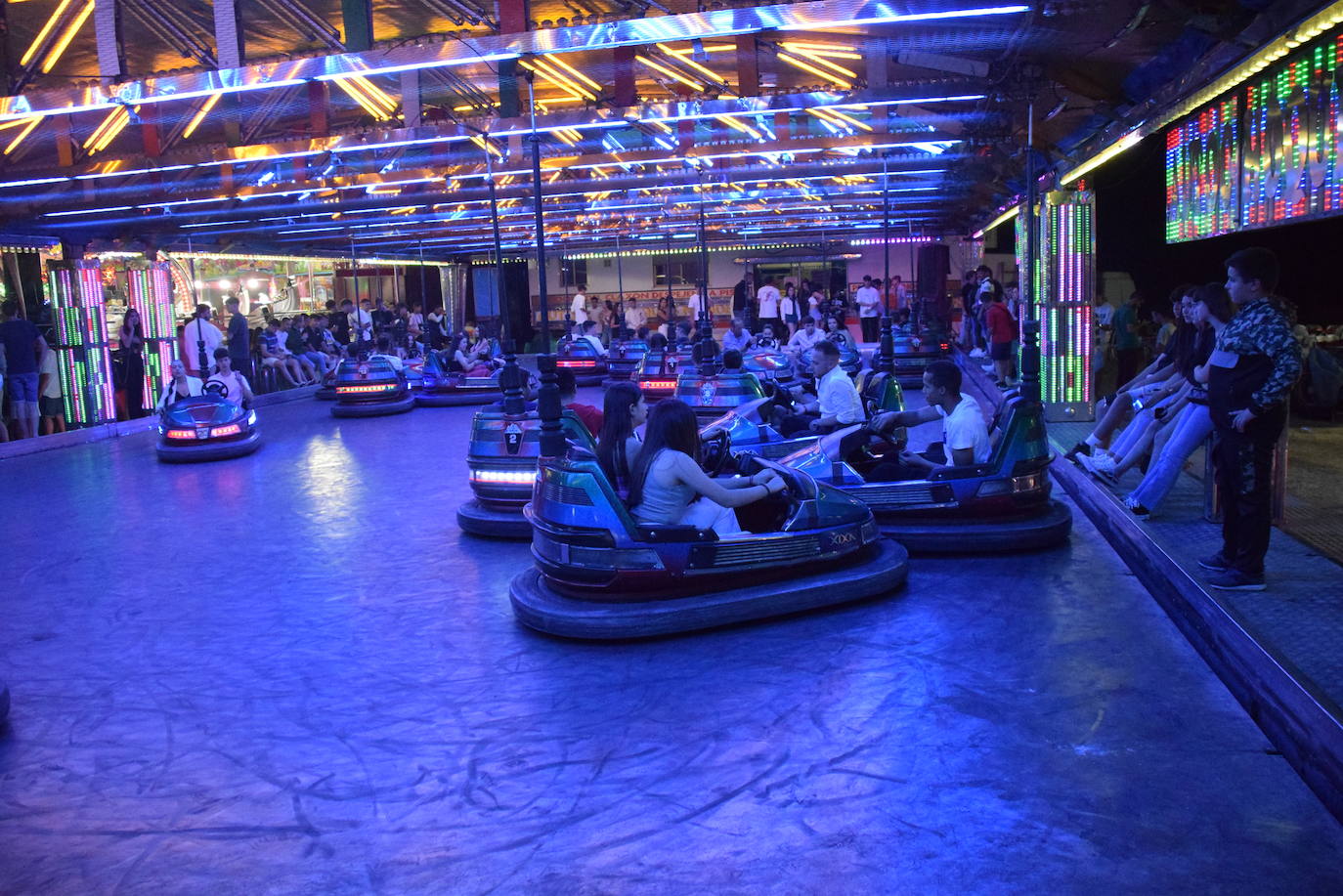 Imagen principal - La feria registra un buen ambiente