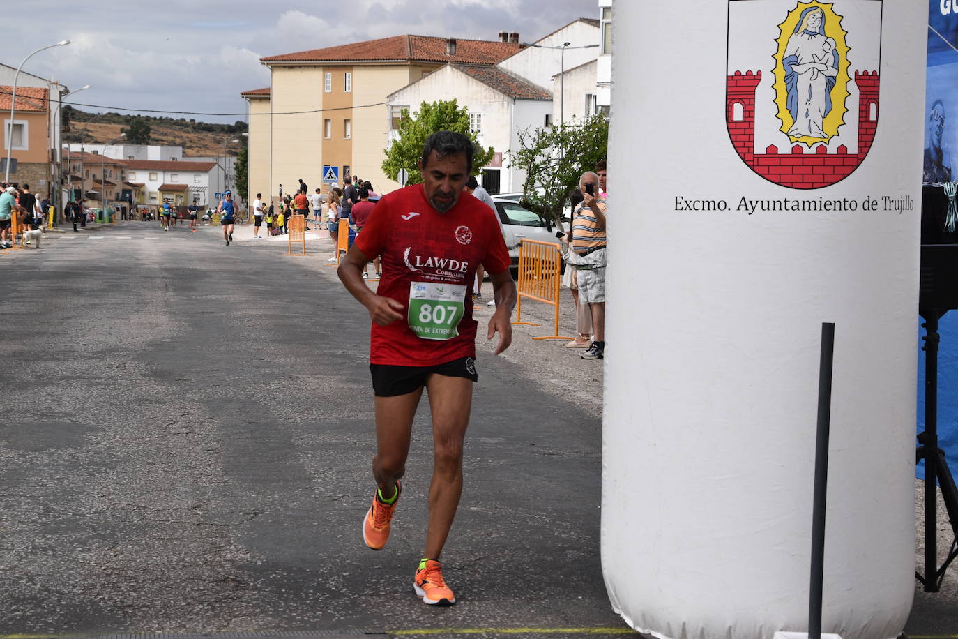 Fotos: El cross Ciudad de Trujillo con 170 altletas