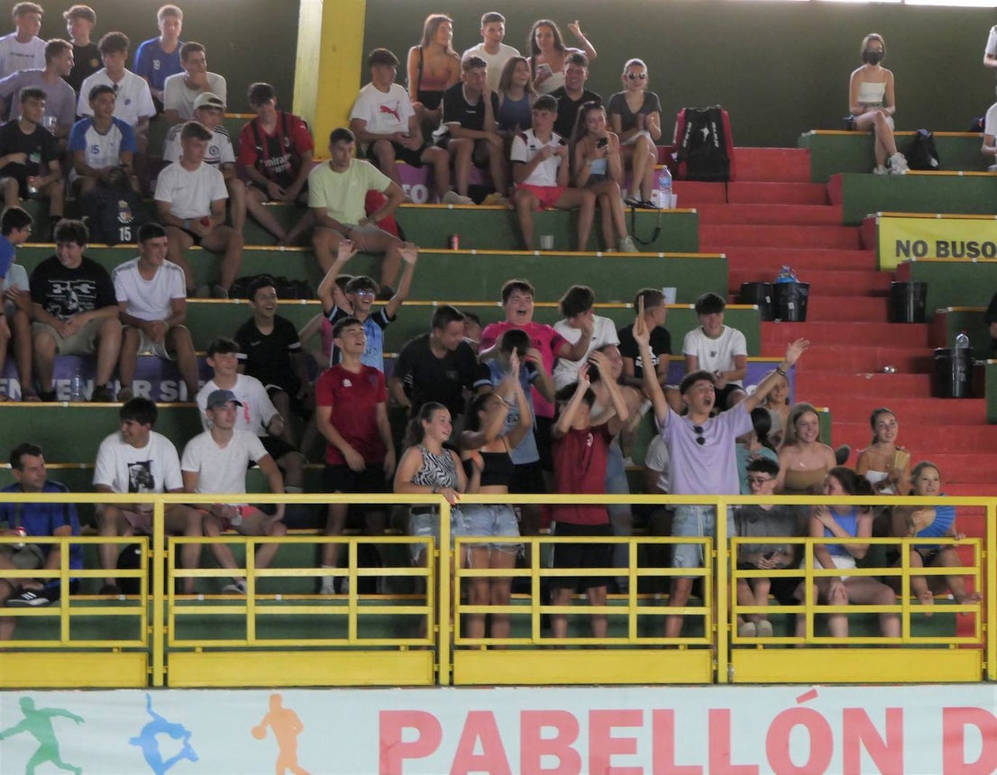 Torneo de 24 horas fútbol sala, de distintas categorías 