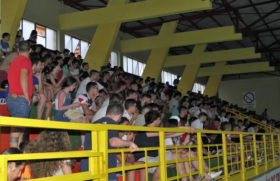 Torneo de 24 horas fútbol sala, de distintas categorías 