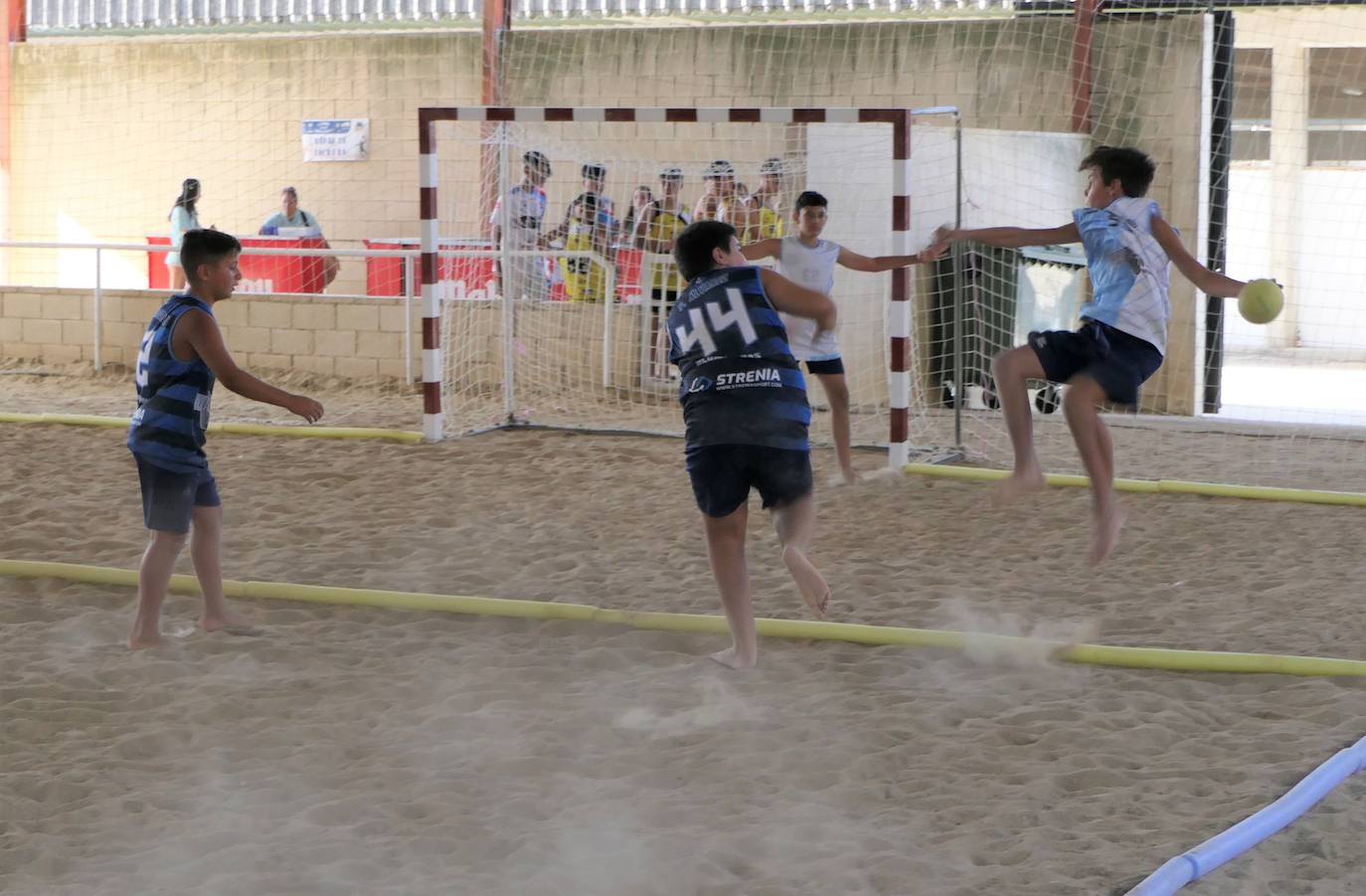 Fotos: II edición del torneo de balonmano playa 'Ciudad de Trujillo'