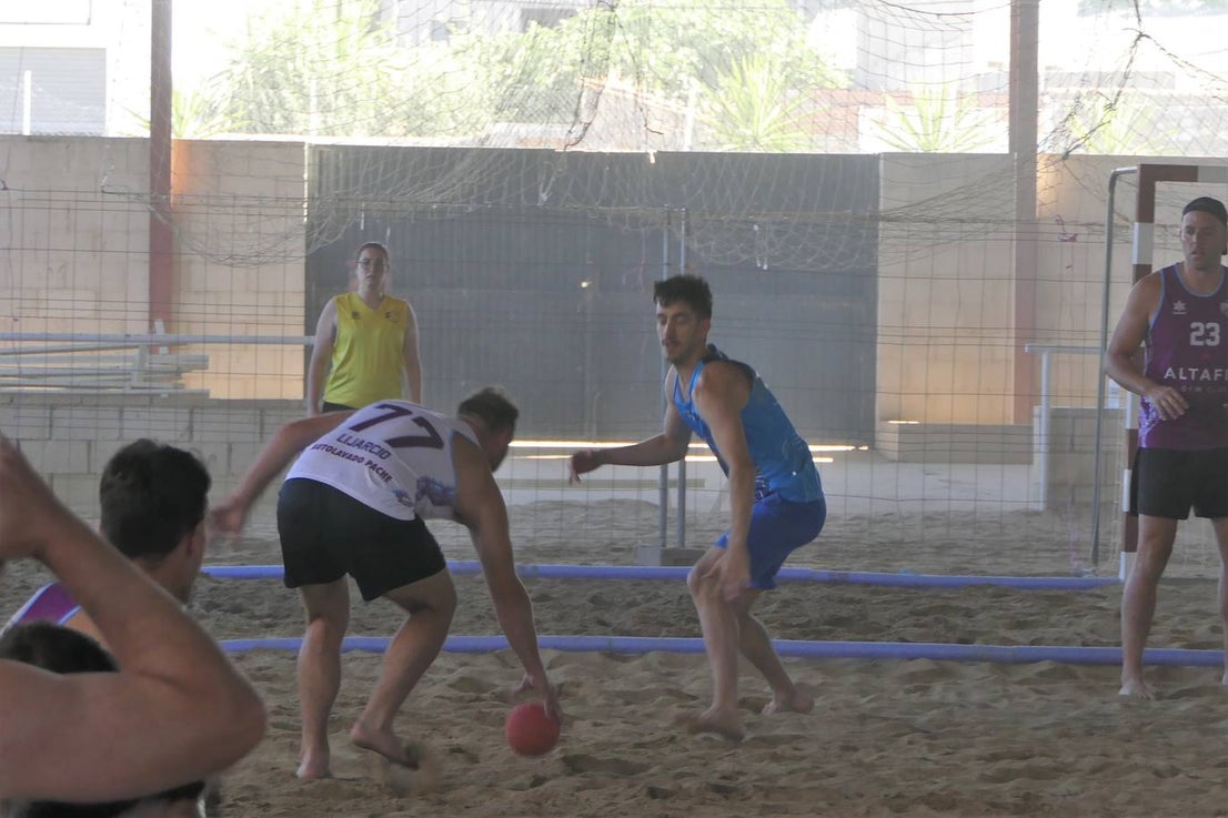 Fotos: II edición del torneo de balonmano playa 'Ciudad de Trujillo'