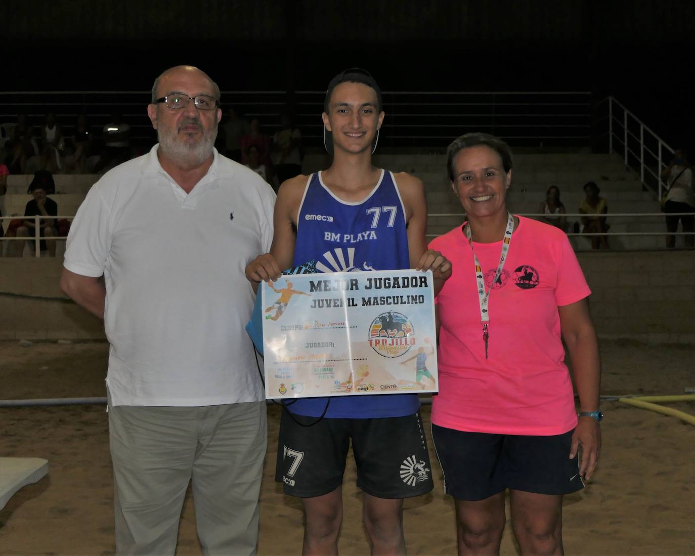 Fotos: II edición del torneo de balonmano playa 'Ciudad de Trujillo'