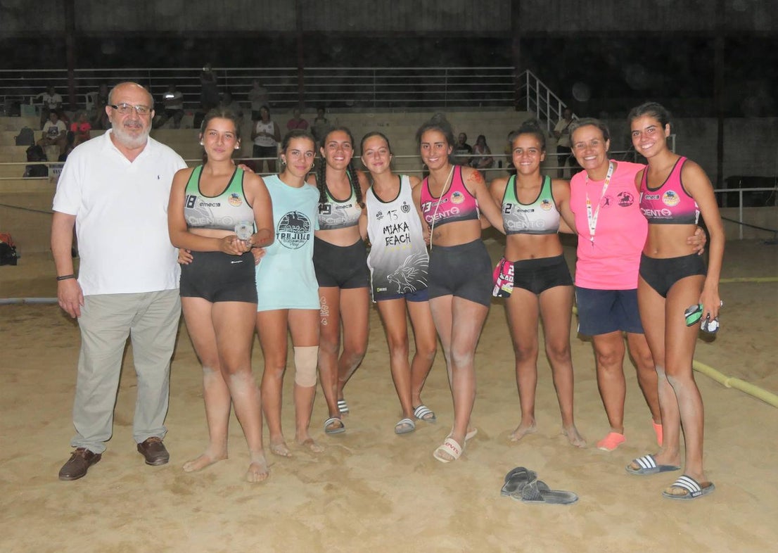 Fotos: II edición del torneo de balonmano playa 'Ciudad de Trujillo'