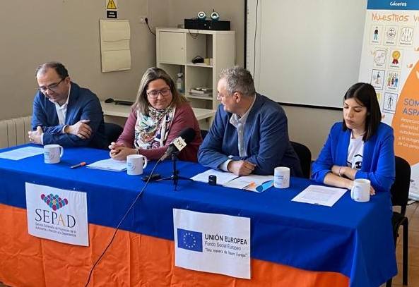 Asemtru y Aspace unen sus fuerzas para la realización de acciones conjuntas