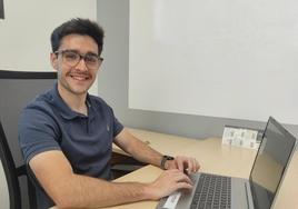 Ricardo Pérez, en su oficina