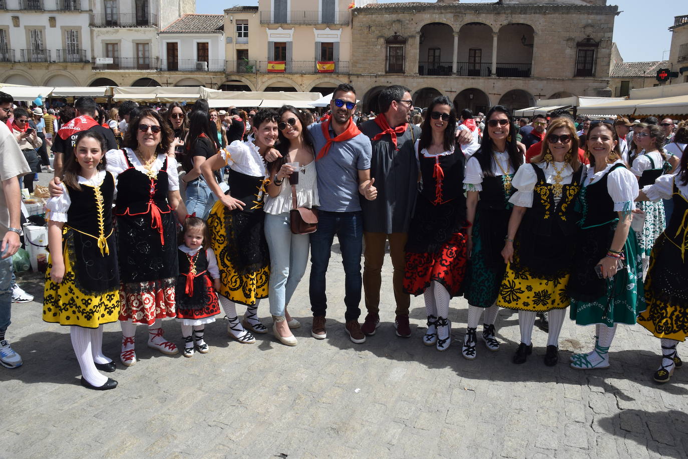 Un multitudinario y caluroso Chíviri