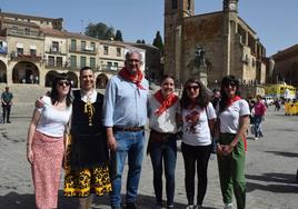 Irene Montero, junto con representantes de Unidas por Extremaura