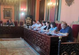 Integrantes del equipo de Gobierno van en la lista electoral