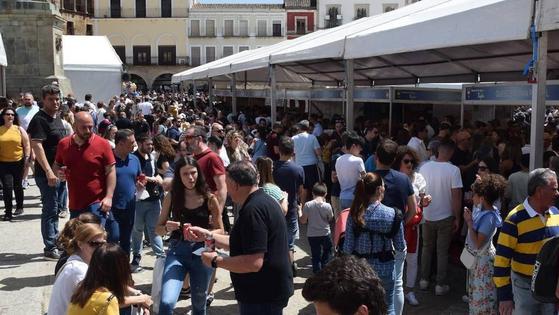 Miles de personas llenarán la Feria del Queso, que arranca esta mañana