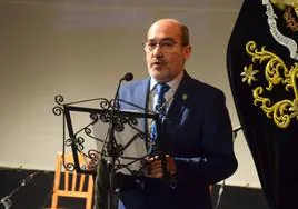 Javier Torres no seguirá como presidente de la Junta de Cofradías