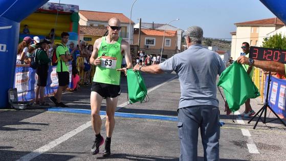 Jorge González y María Mercedes Pila, ganadores del Cross Ciudad de Trujillo