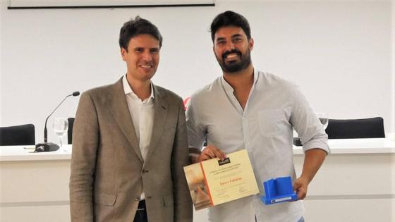 Javier Catalán Porras gana un premio por su libro 'Coordenadas de mi mente'