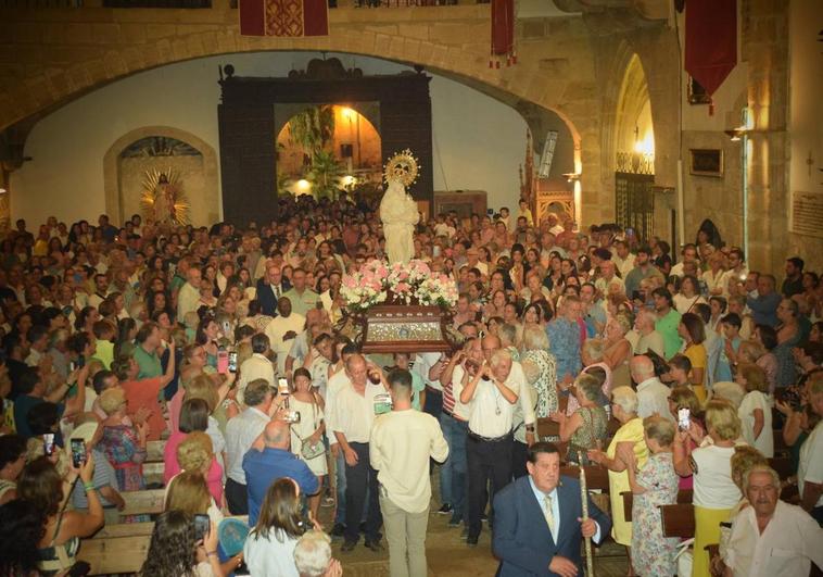 La entrada de la Virgen a la iglesia de San Martín.