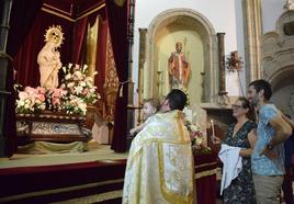 Presentación de los bebés a la Virgen