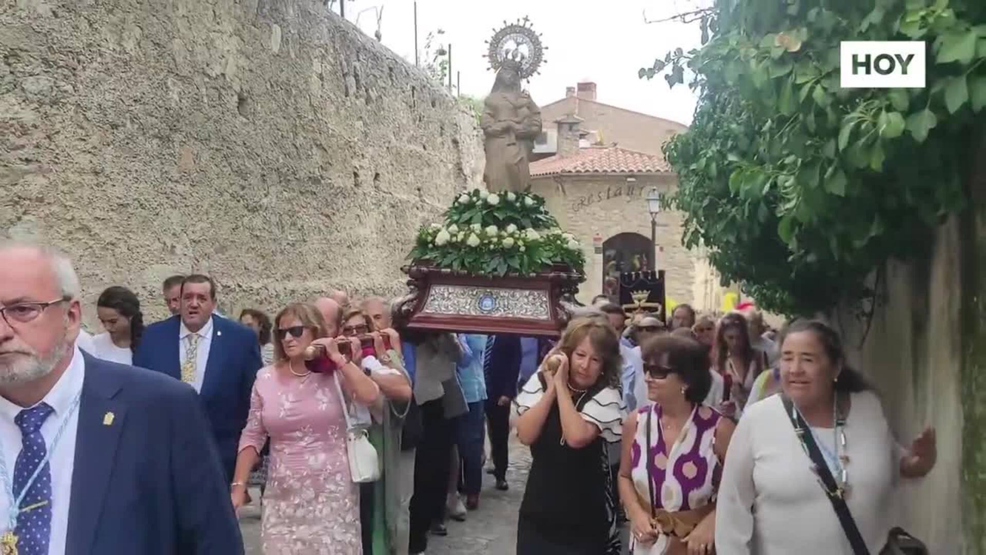 Subida de la Virgen al Castillo de Trujillo