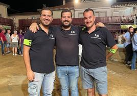 Javier y Juan Antonio Jiménez y Alejandro Sánchez, en el último día de las fiestas de Huertas de Ánimas