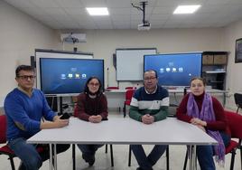 Roberto Cancho, junto al resto de asesores del CPR trujillano