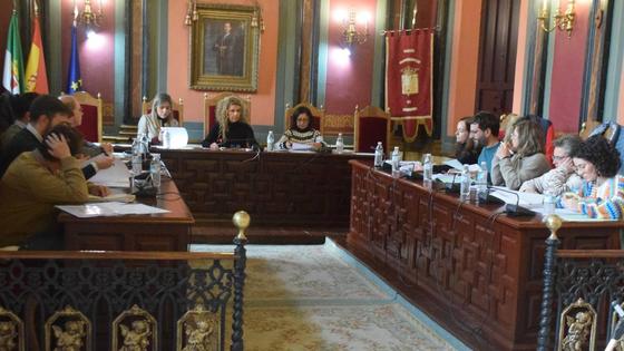 La alcaldesa demanda la reforma de la junta rectora de la Institución Ferial