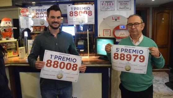 Los Arcos vende el Gordo y un Quinto de La Lotería de Navidad