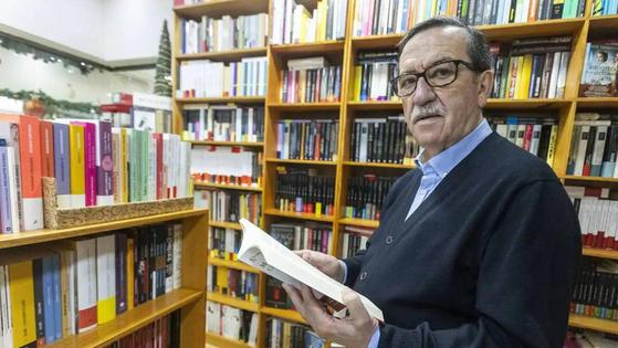 Damián Gallego presenta este sábado su novela 'La serpiente interior' en Jaraicejo
