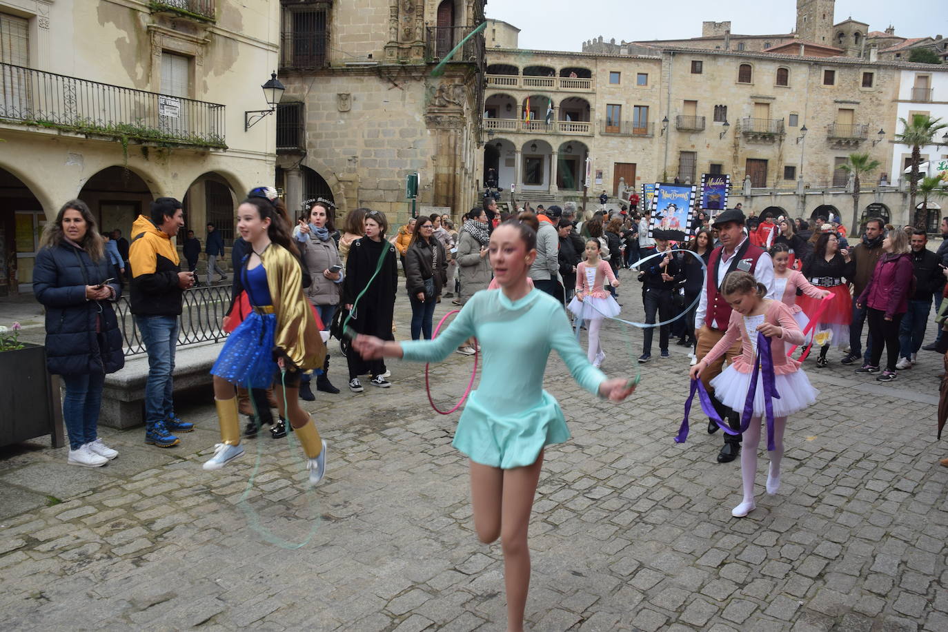 Un carnaval de cine, con el Sagrado Corazón de Jesus