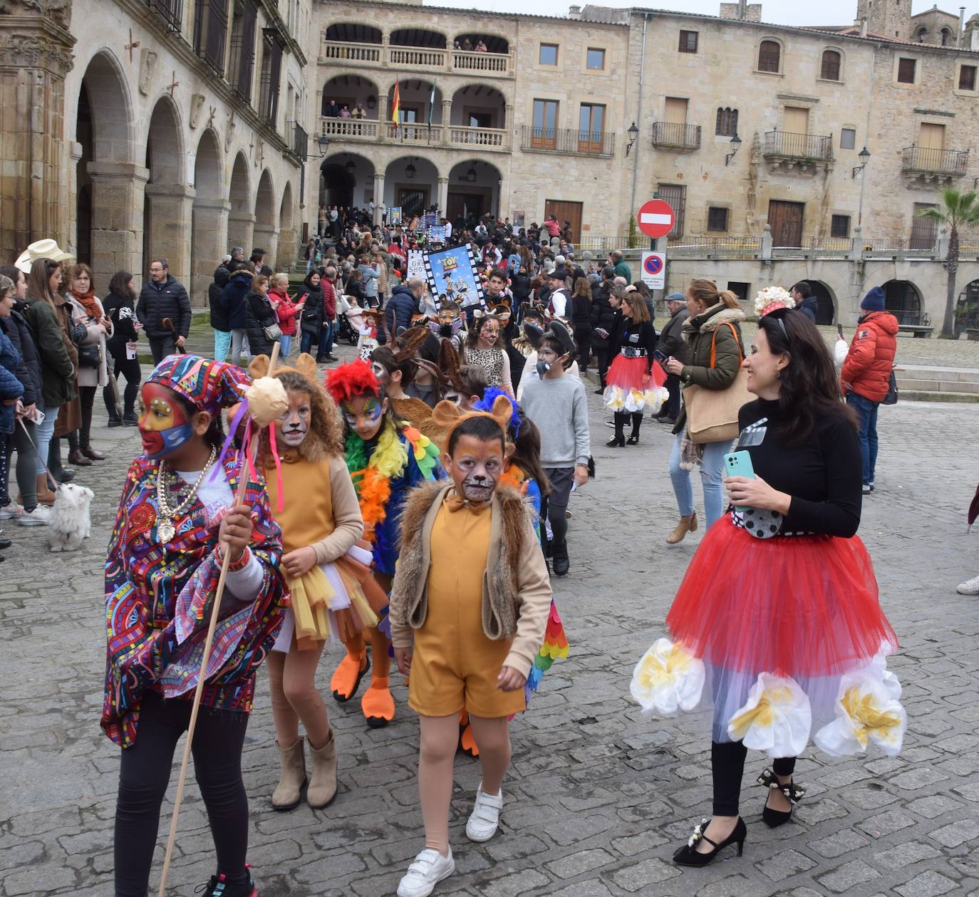 Un carnaval de cine, con el Sagrado Corazón de Jesus