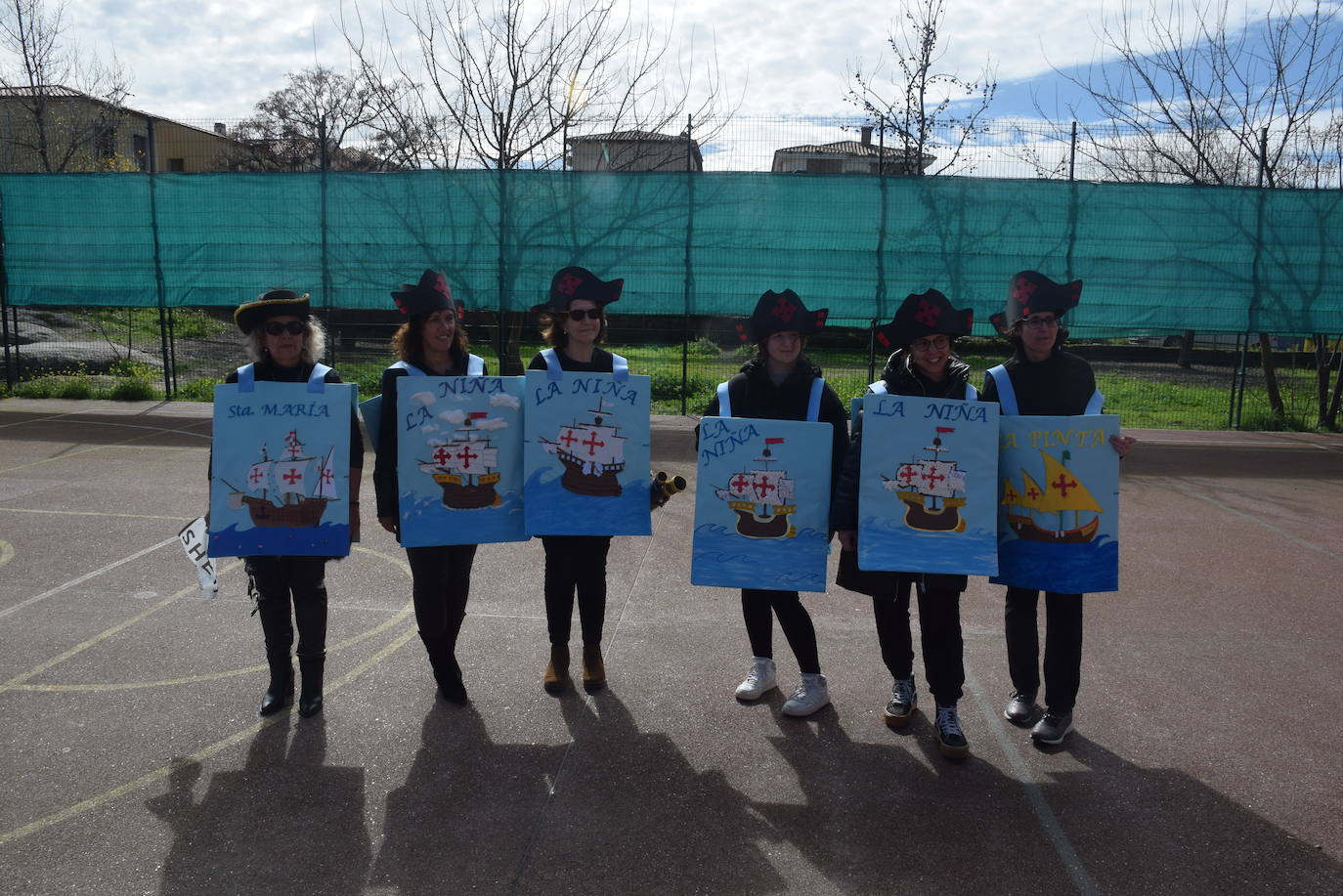 El colegio Las Américas celebra su desfile de Carnaval