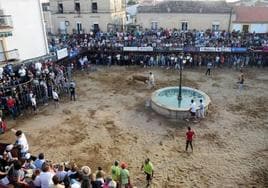 La plaza de toros portátil con una zona de 'farolas'.