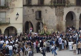 La Burrina a su paso por la plaza Mayor