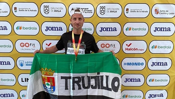 El atleta Javi Alvarado, campeón de España en 50 km, de su categoría