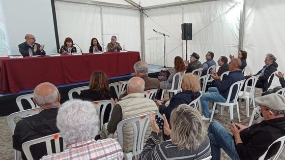 María Asunción Mateo resalta 'la luz de los libros', en la conferencia inaugural de la Feria del Libro