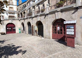 La antigua oficina de turismo pendiente de la reforma.