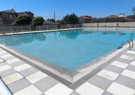 Más de cien personas inscritas en los cursos de natación