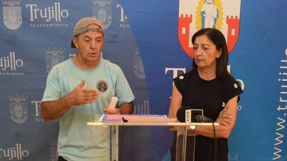 Deportes pone en marcha actividades de ocio en las piscinas municipales