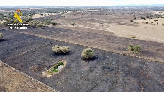 La Guardia Civil investiga a un vecino por un incendio en La Aldea del Obispo