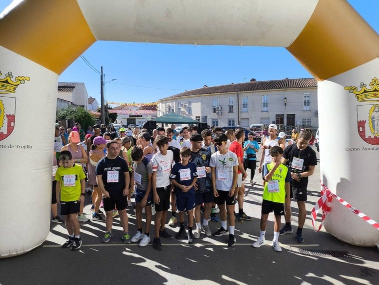Participantes en la línea de salida.
