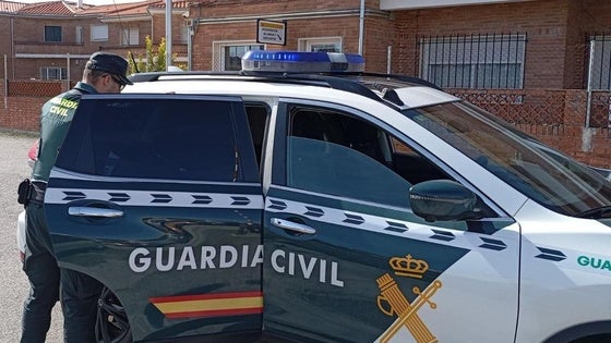 Detenido tras intentar atropellar al propietario de una vivienda, donde intentó robar