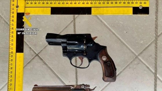 Tres detenidos por robar en una casa en Robledillo de Trujillo