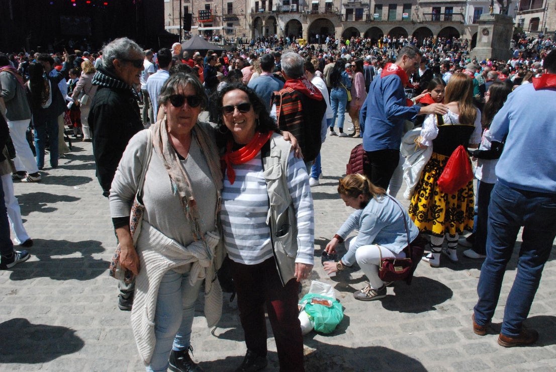 Miles de personas en el Chíviri