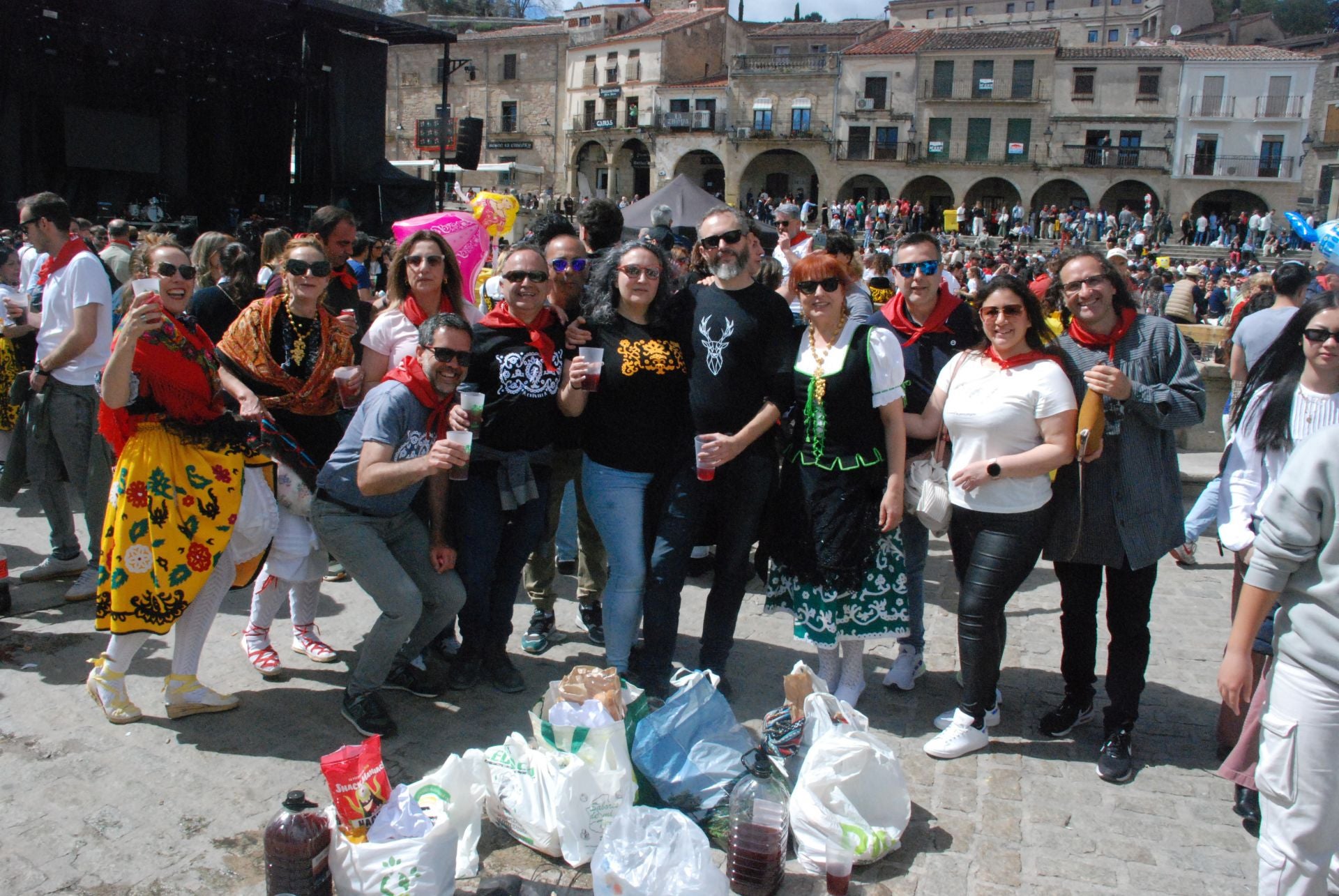 Miles de personas en el Chíviri