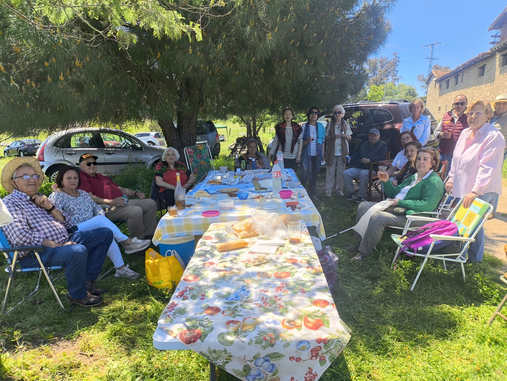 Dos romerías con un buen ambiente