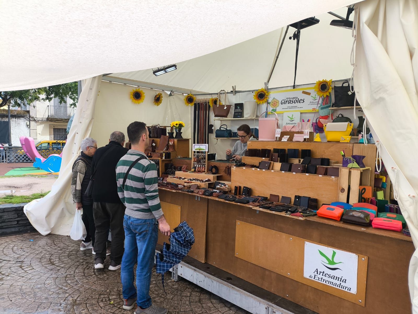 Corrida de toros, feria de artesanía y mercadillo solidario, como alternativa a la feria